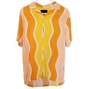 🟢1173 * No Boundaries Wavy Pattern Button Down Orange Yellow Size XS (30-32)